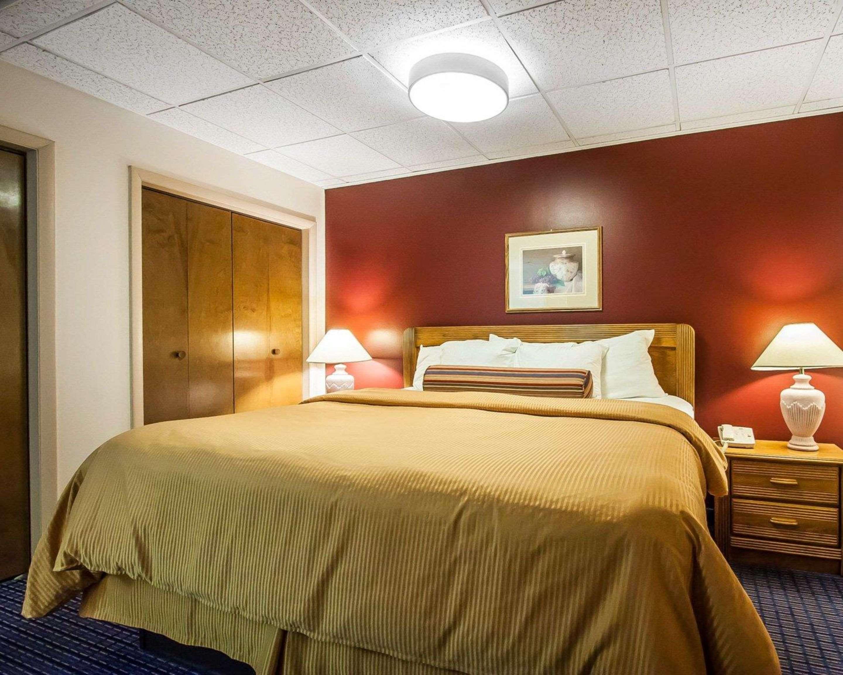 Clarion Hotel Брэнсон Экстерьер фото